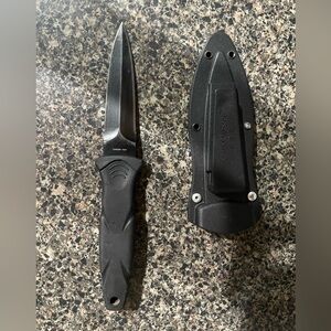 Smith & Wesson H.R.T. Fixed Blade Knife w/ Sheath Black Tactical